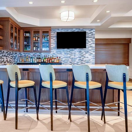 Hilton Garden Inn Tampa Northwest/Олдсмар Экстерьер фото