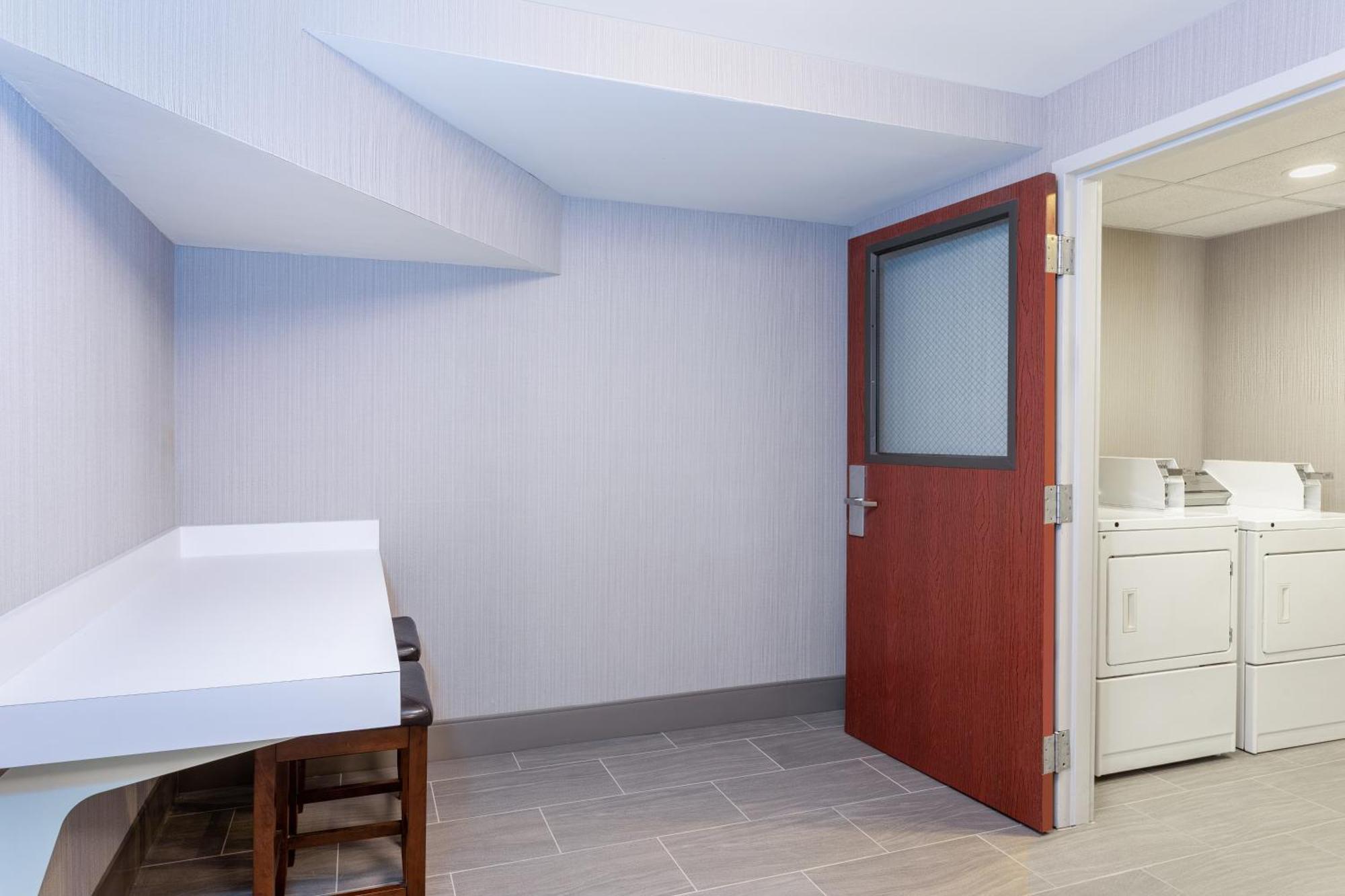 Hilton Garden Inn Tampa Northwest/Олдсмар Экстерьер фото