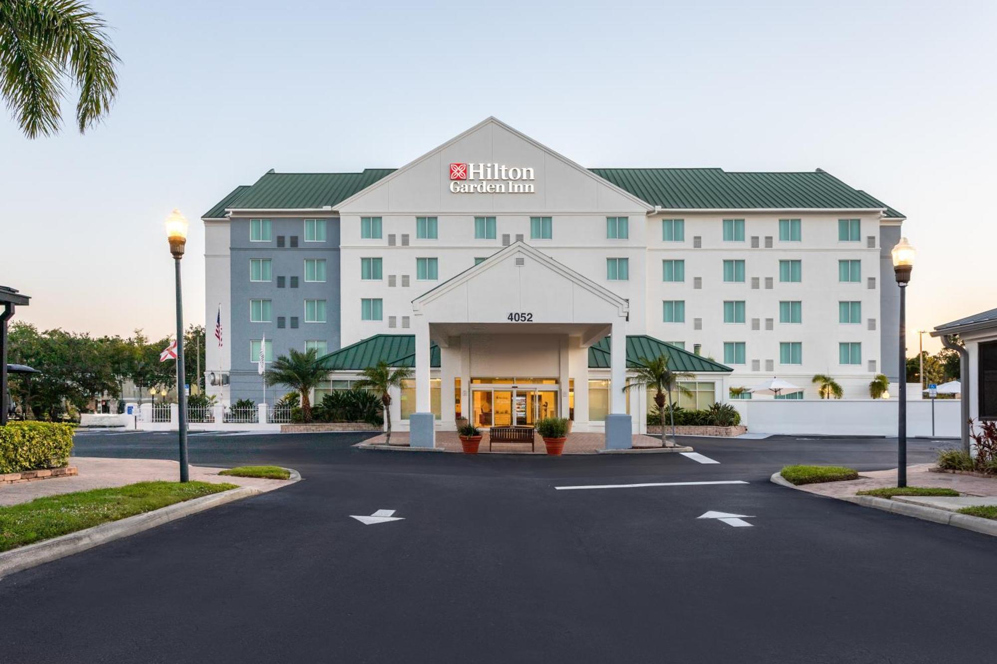 Hilton Garden Inn Tampa Northwest/Олдсмар Экстерьер фото
